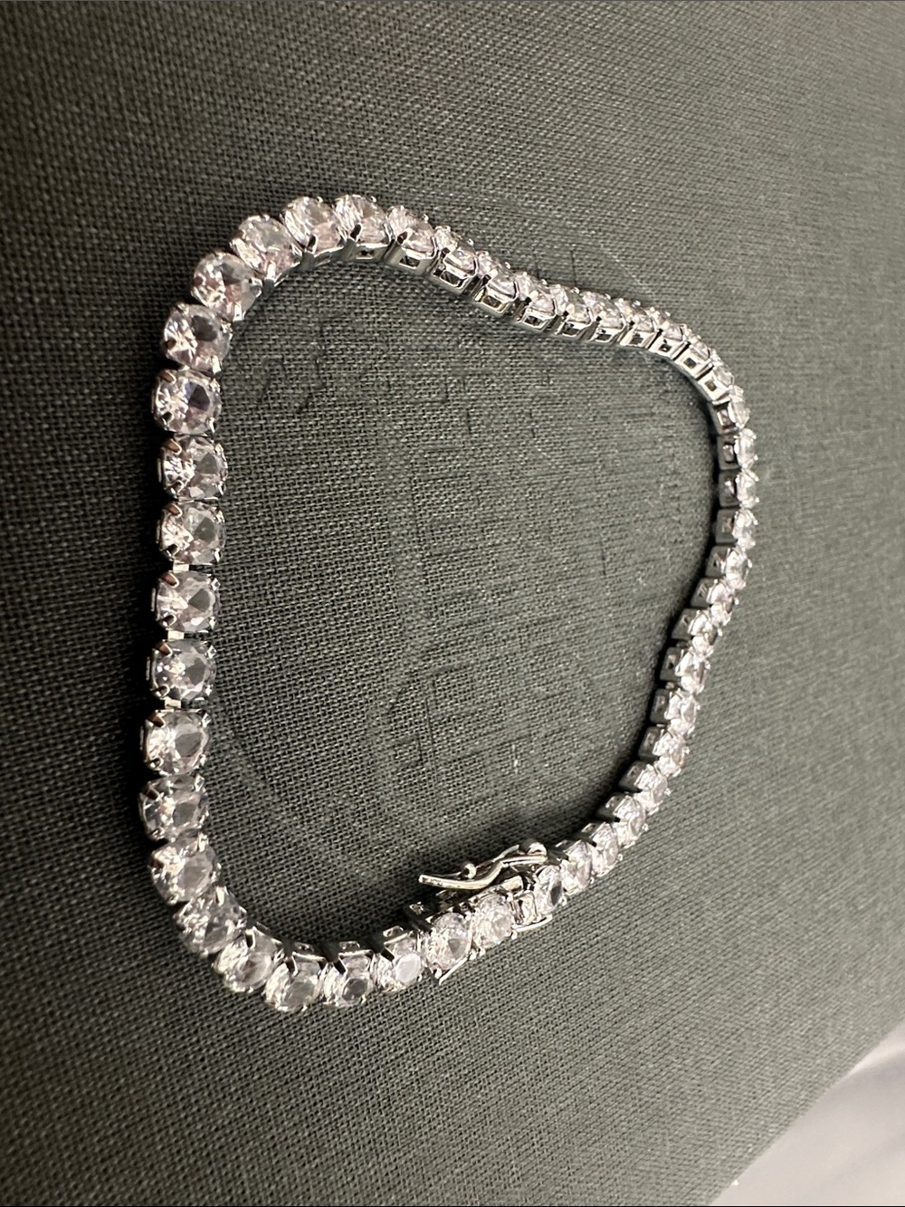 Sterling Tennis Bracelet with Clear Stones - Women Jewelry (brand new)
